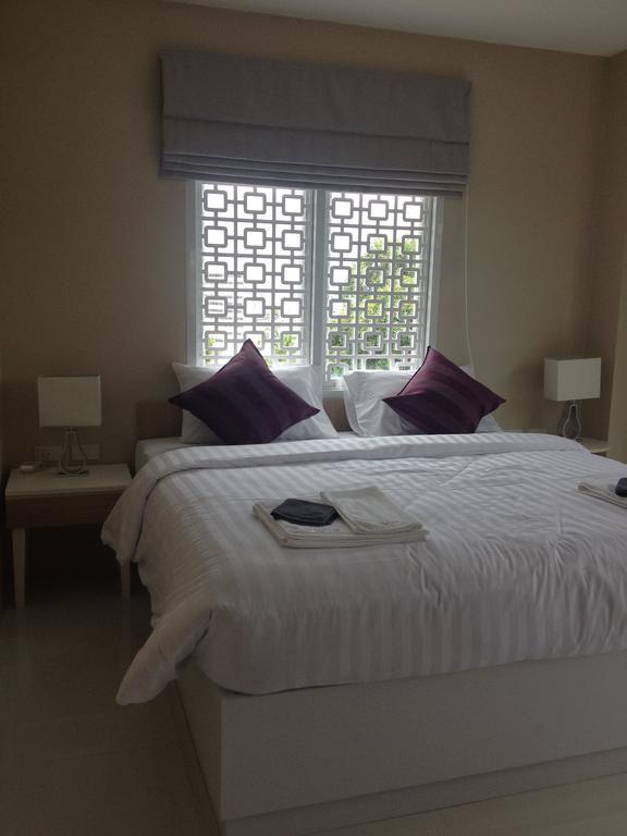 Khao Rang Place Phuket Exteriör bild
